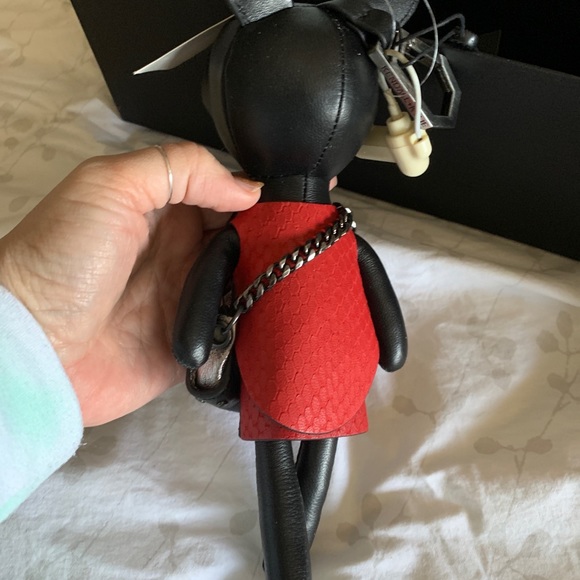 Brand new with tags! Adorable Kendall and Kylie Sophie dog charm - Picture 4 of 7